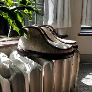 Women’s Penelope Chilvers slippers